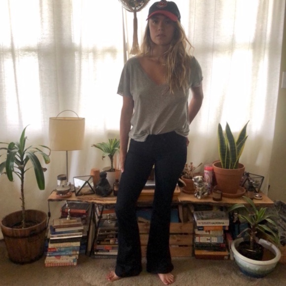 Rag & Bone Elephant Bell Flare Jeans Dark Wash in Midnight Blue size 26 - Picture 3 of 10